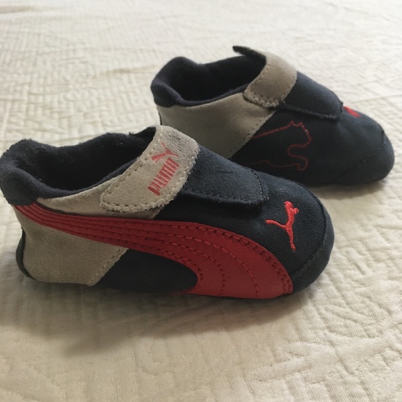 Sz2 (4/$20) Puma Baby Soft Shoes - Picture 6 of 14